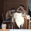 Bill si Tom Kaulitz la plaja