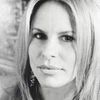 Vonda Shepard: Eu si sotul meu ne facem propriul Valentine's Day
