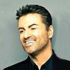 George Michael, acuzat de posesie de droguri