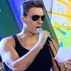 Mircea Badea, criticat de Huidu pentru prestatia in maiou (video)