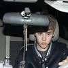 Justin Bieber, oprit de un agent de politie
