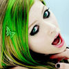 Avril Lavigne, desfigurata. Afla ce i s-a intamplat!