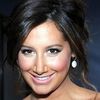 Ashley Tisdale s-a despartit de iubit
