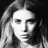 Lykke Li se apuca de modelling