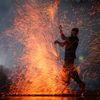 Trupa Crispus sarbatoreste Ora Pamantului in parcul Izvor
