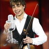 Alexander Rybak a spart trofeul Eurovision 2009 (video)