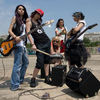 Vara asta Blaxy Girls iti canta `I have my life` si `E vina ta`