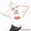 Miley Cyrus face sex salbatic cu Liam Hemsworth