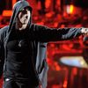 Peste 50 de fani, arestati la un concerte Eminem