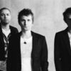 Muse a dezvaluit o noua piesa de pe albumul "Drones" - "Dead Inside" (audio)