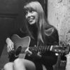  Joni Mitchell a fost dusa de urgenta la spital 