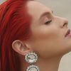  Raluka lanseaza un nou single - “Cine sunt eu”