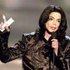 De azi, Michael Jackson va fi vecin cu Clark Gable