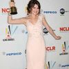 Selena Gomez - poze Premiile Alma 2009