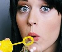 Ce cantec Katy Perry te caracterizeaza?
