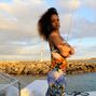 Rihanna vacanta in Hawaii