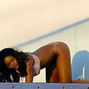 Rihanna - sedinta foto in fundul gol